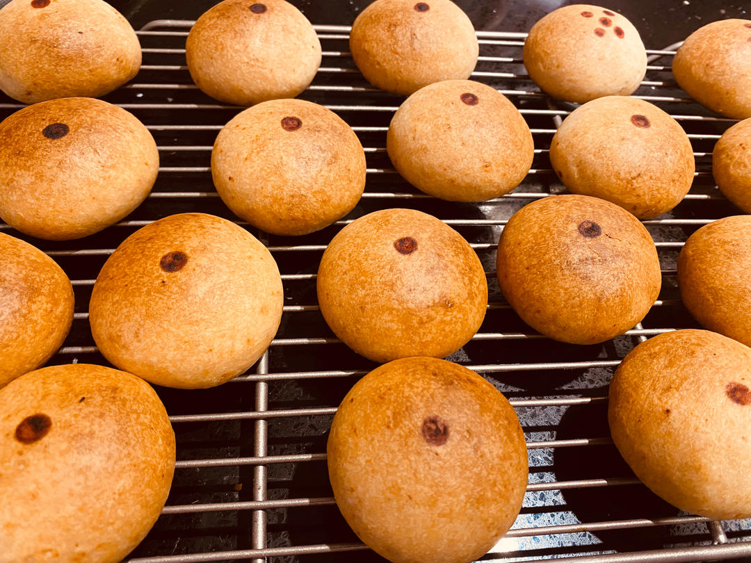 一吃就爱上的云腿月饼