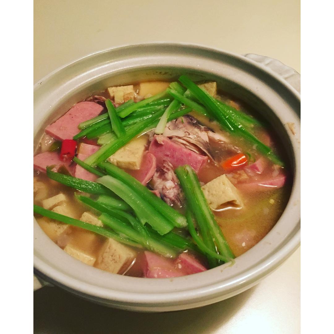 泡椒煮鱼头冻豆腐
