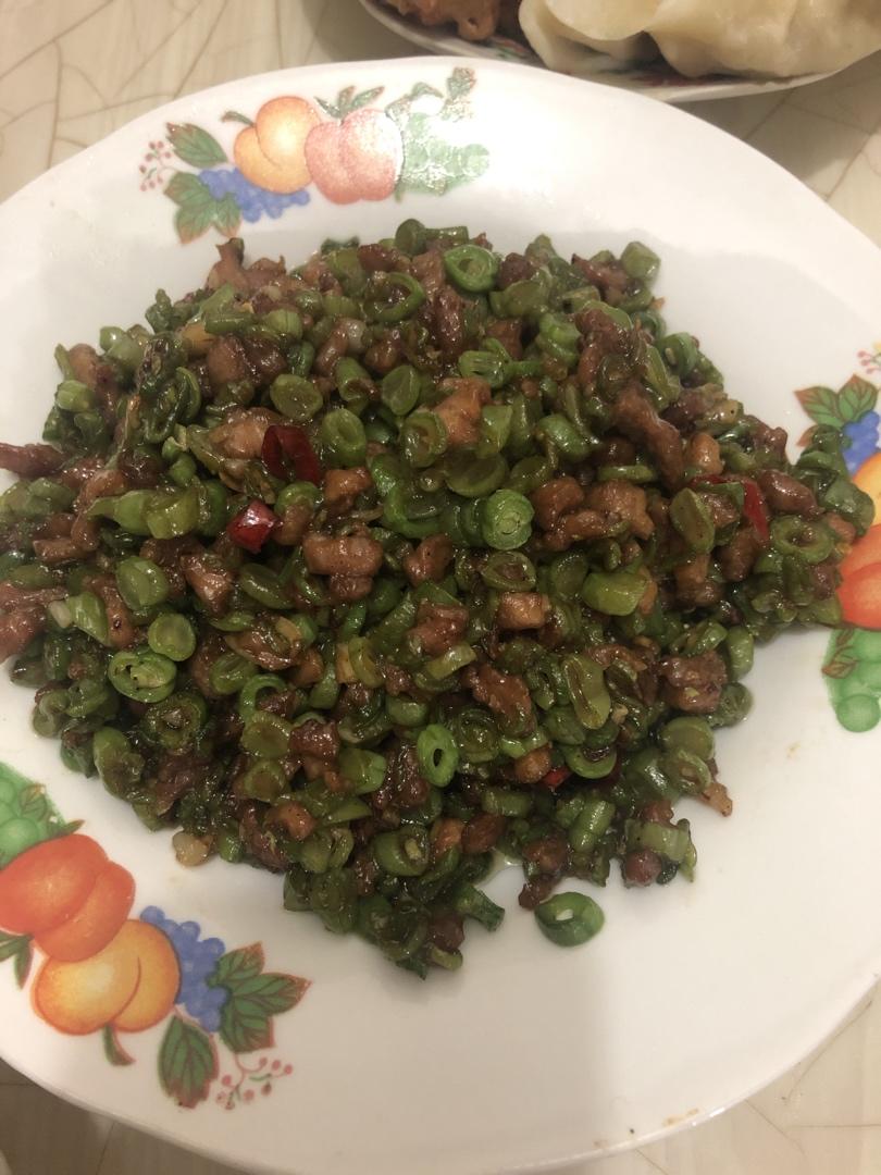肉沫豆角下饭菜