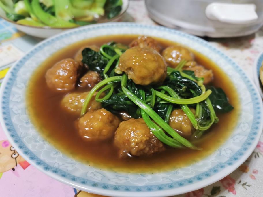 老少皆宜,劲道又鲜嫩的滑丸子的做法