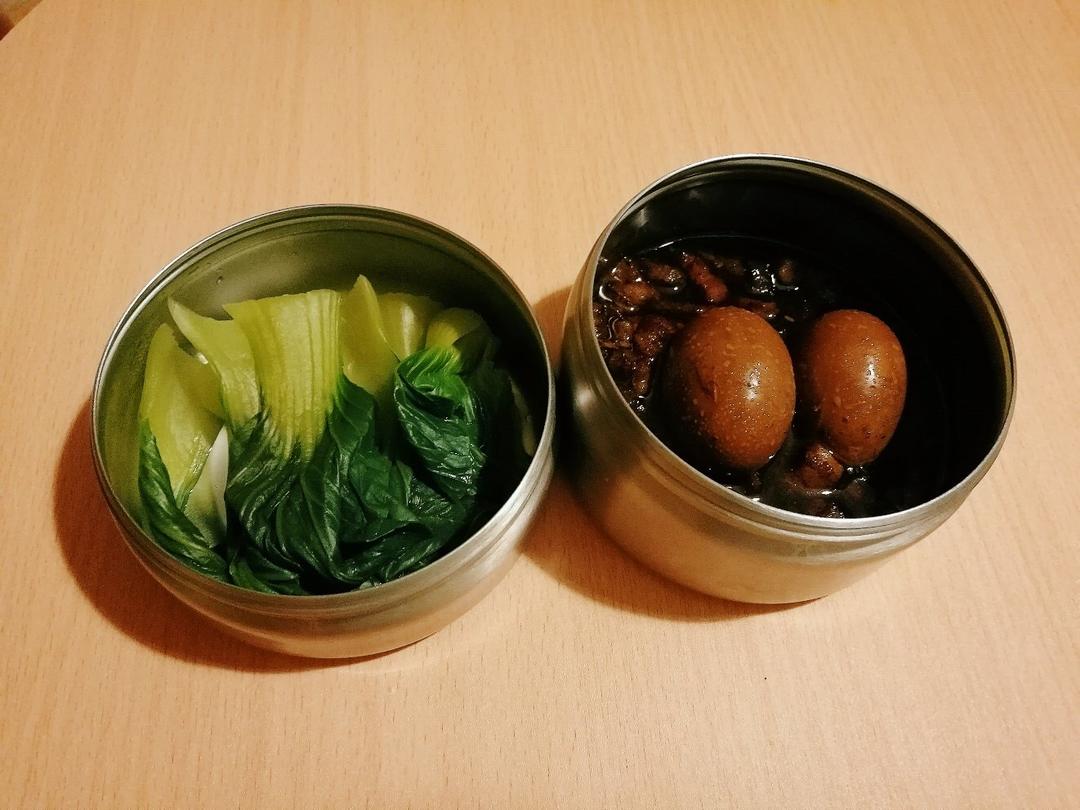 洋葱酥卤肉饭