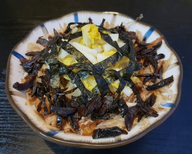 日式 腌白菜海苔梅子盖饭的做法步骤图 魚叔有点馋 下厨房 日式 腌白菜海苔梅子盖饭的做法步骤图 魚叔有点馋 下厨房