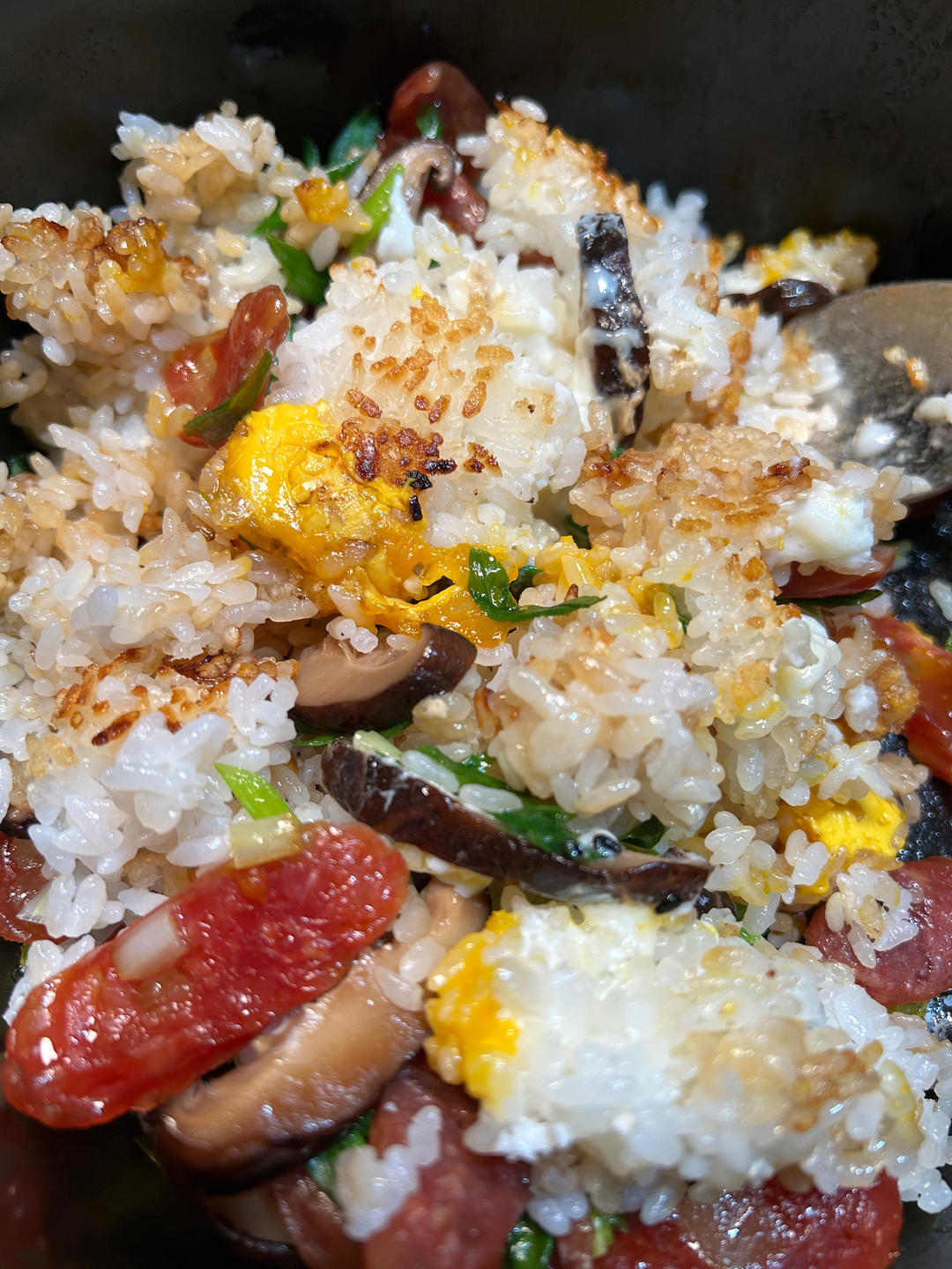 塘鲺煲仔饭：饭焦嘎嘎脆