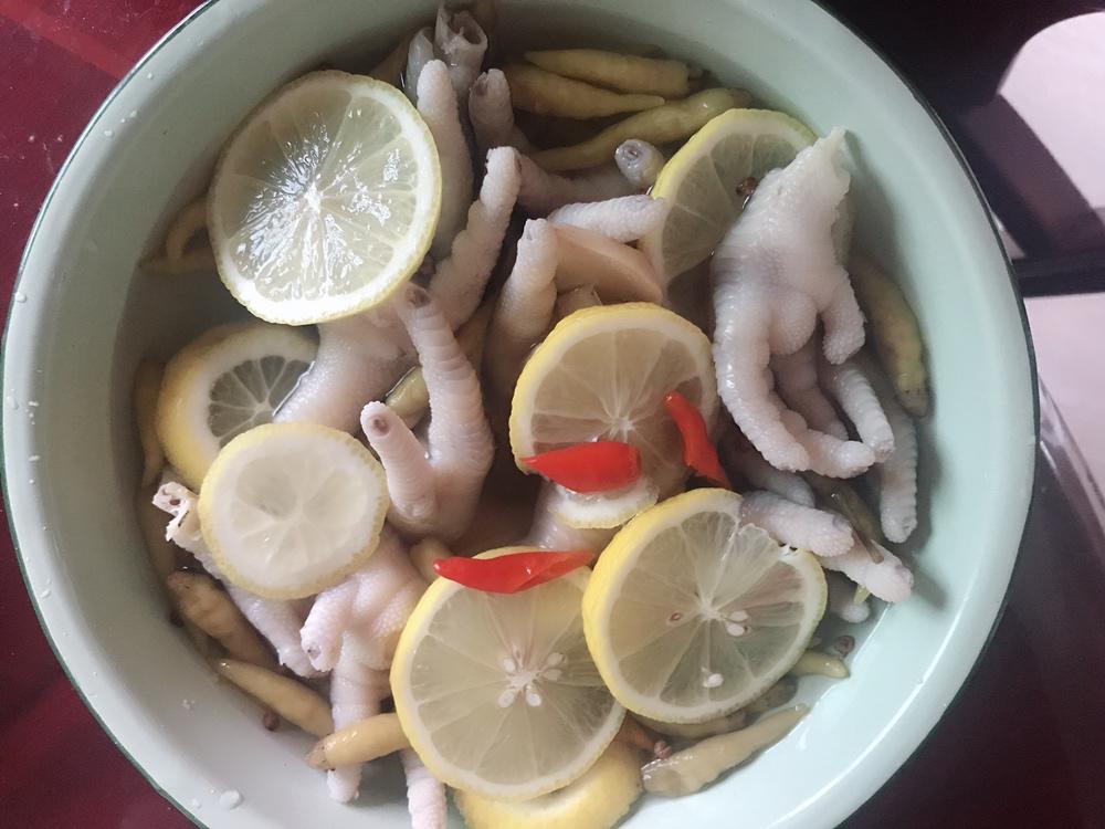柠檬泡椒凤爪