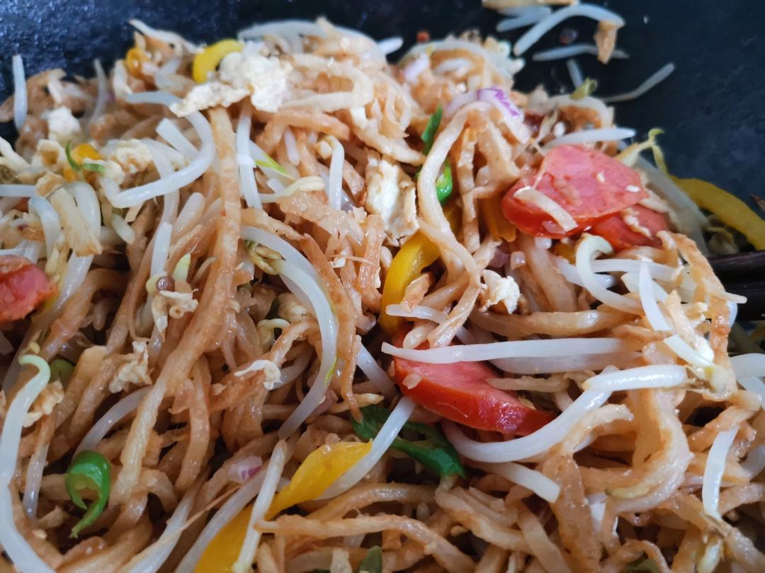 炒饼#豆芽鸡蛋
