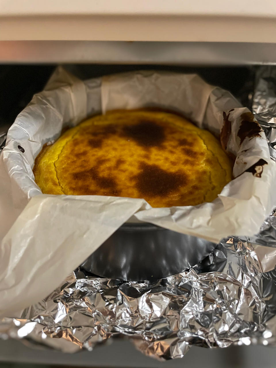 南瓜栗子巴斯克蛋糕