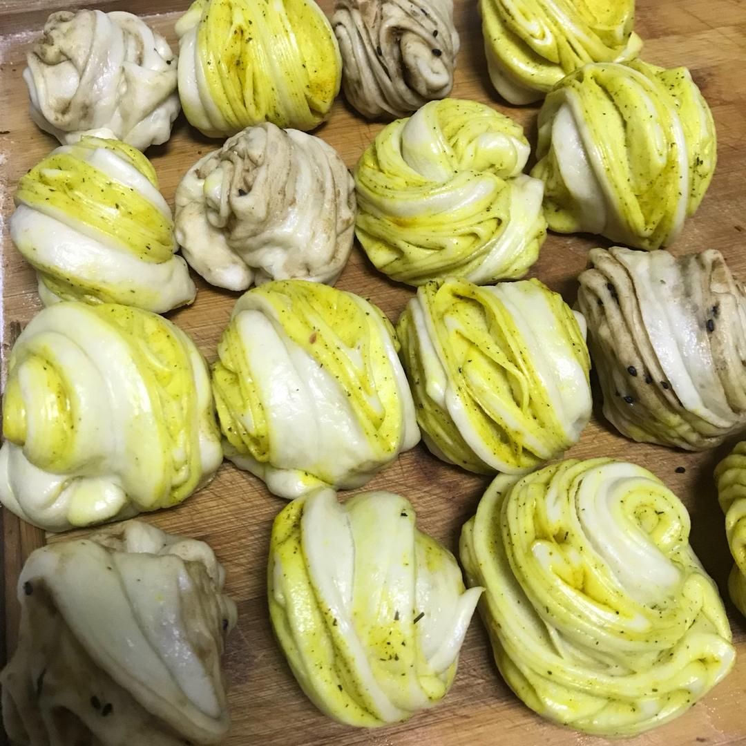 麻酱糖花卷