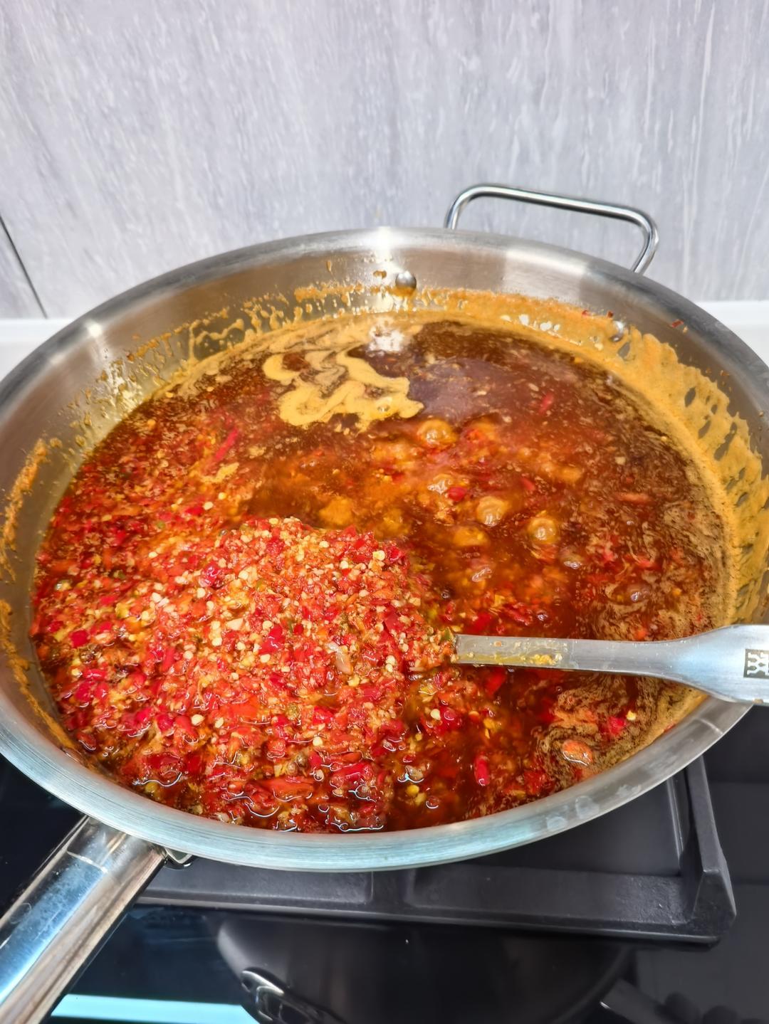 【蒜蓉辣椒酱】比烧烤店还好吃的自制辣酱