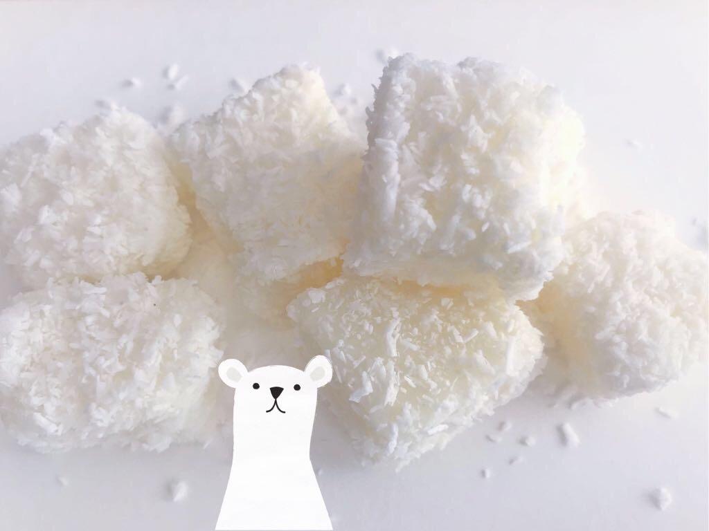 椰丝牛奶小方糕