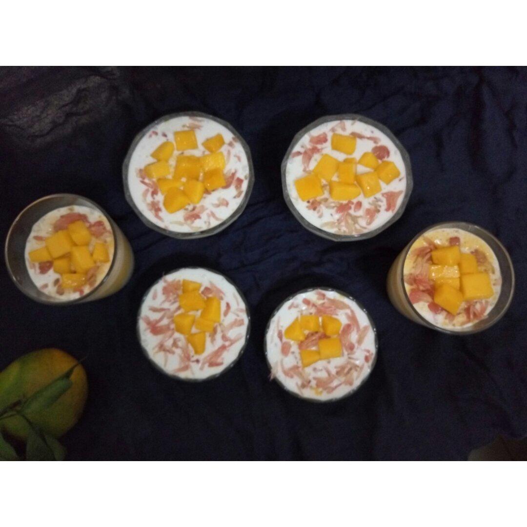 不输甜品店的杨枝甘露