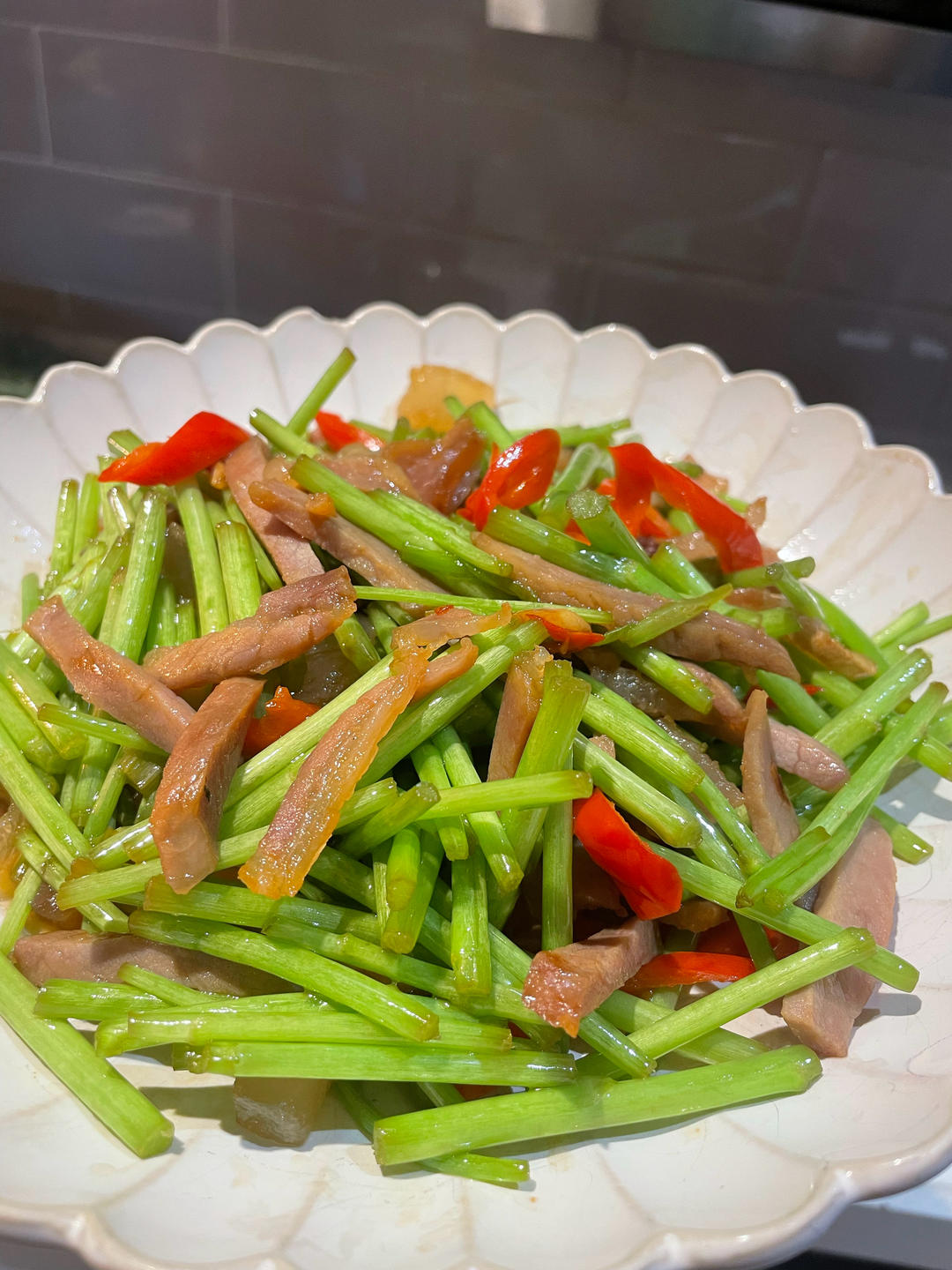 藜蒿炒腊肉