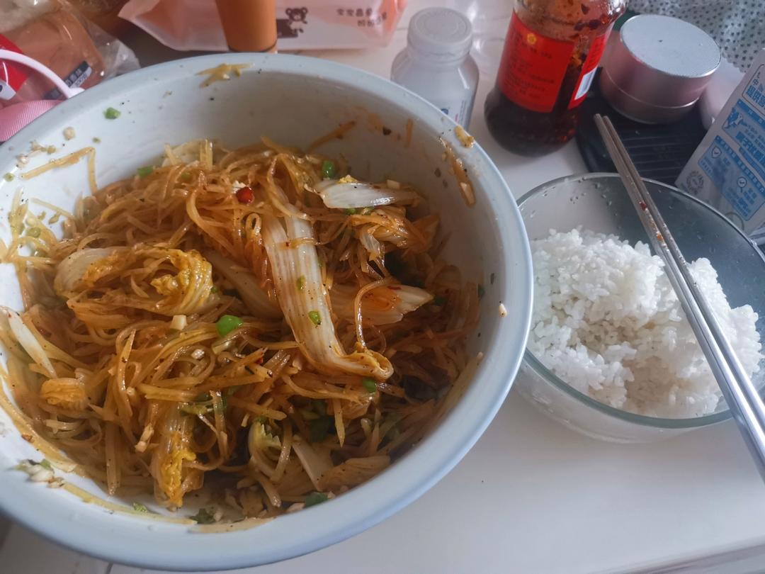 凉拌酸辣土豆丝