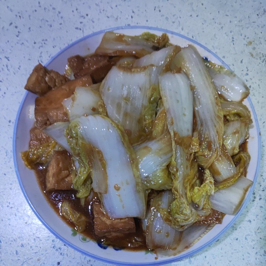 暖乎乎的娃娃菜烧豆腐，最适合转凉的天暖胃