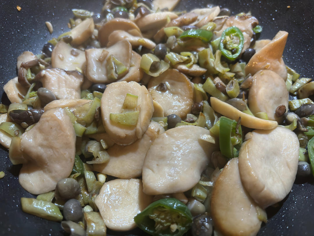 酱香杏鲍菇豆角丝