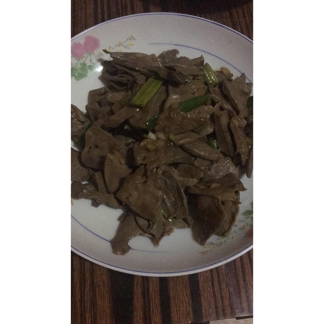 大蒜炒猪肝
