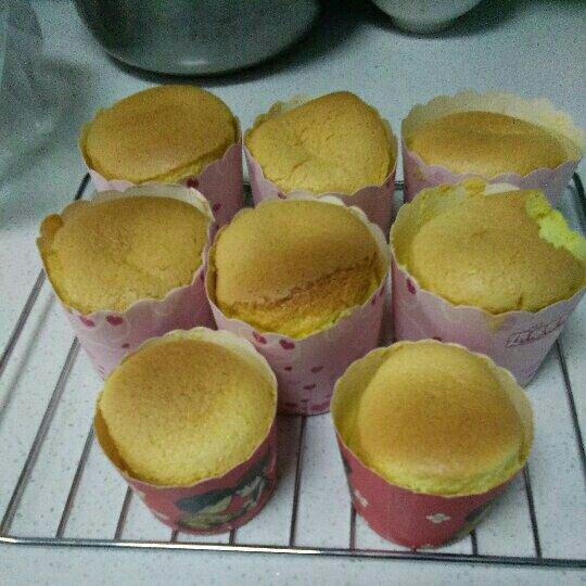 烤箱做蛋糕（戚风蛋糕的做法）