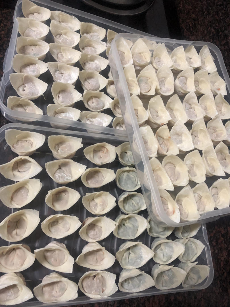 馄饨（两种包法）