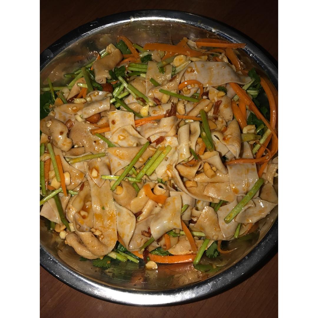 蒜蓉香菜拌鸭肠