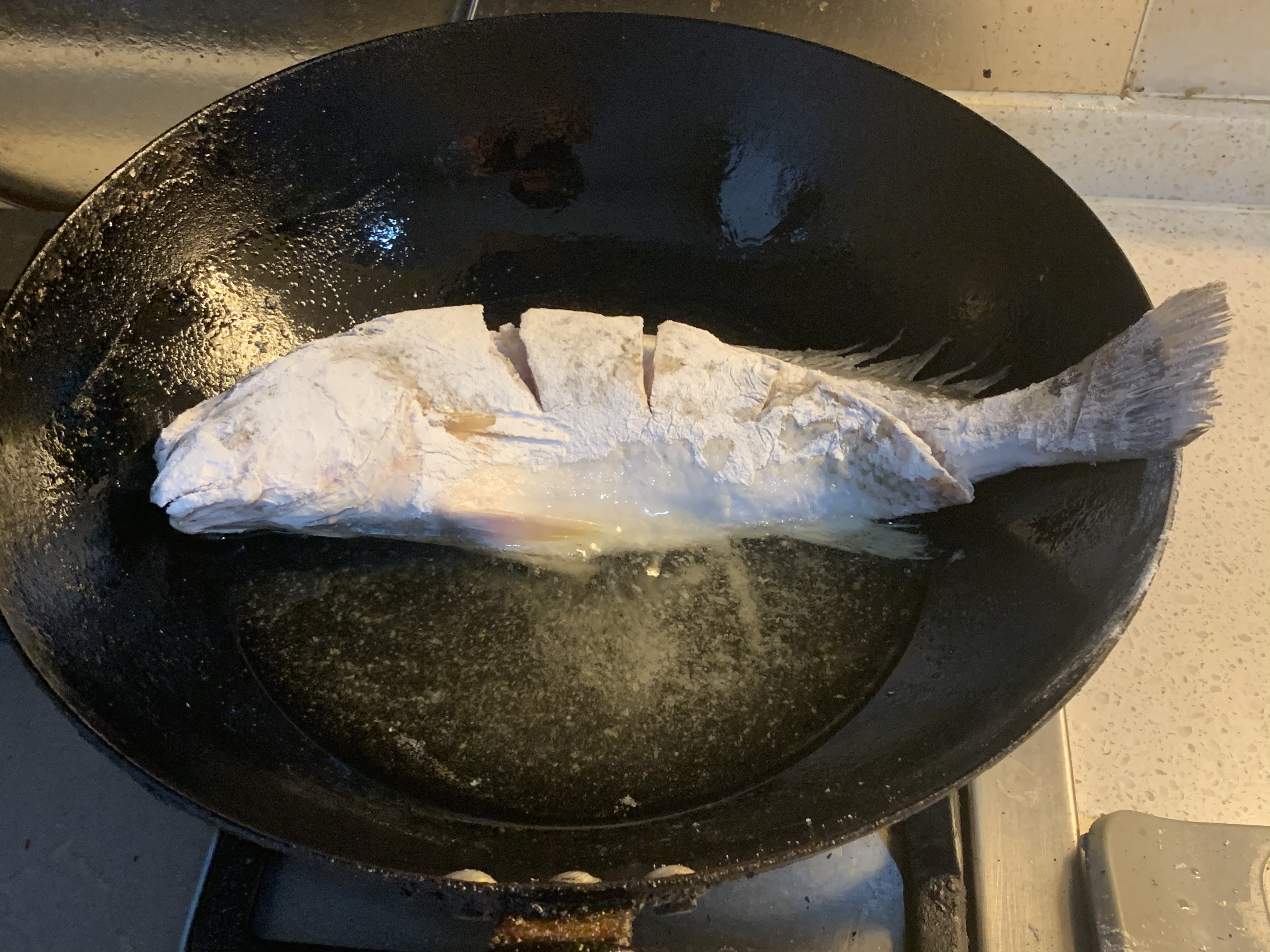 向往的生活之豆瓣鱼的做法 步骤3
