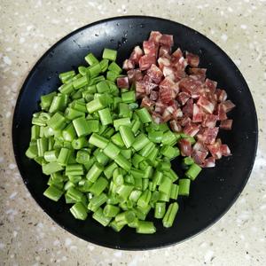 电饭锅豆角焖饭的做法 步骤3