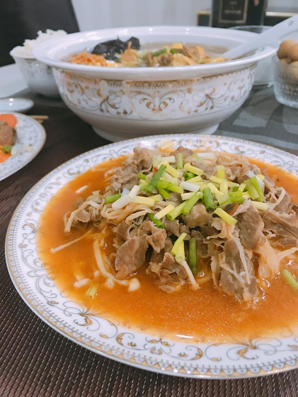 肥牛金针菇