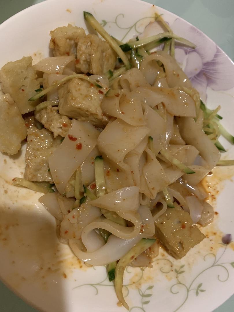 凉皮-家庭自制（告诉你自己做更劲道的秘诀）