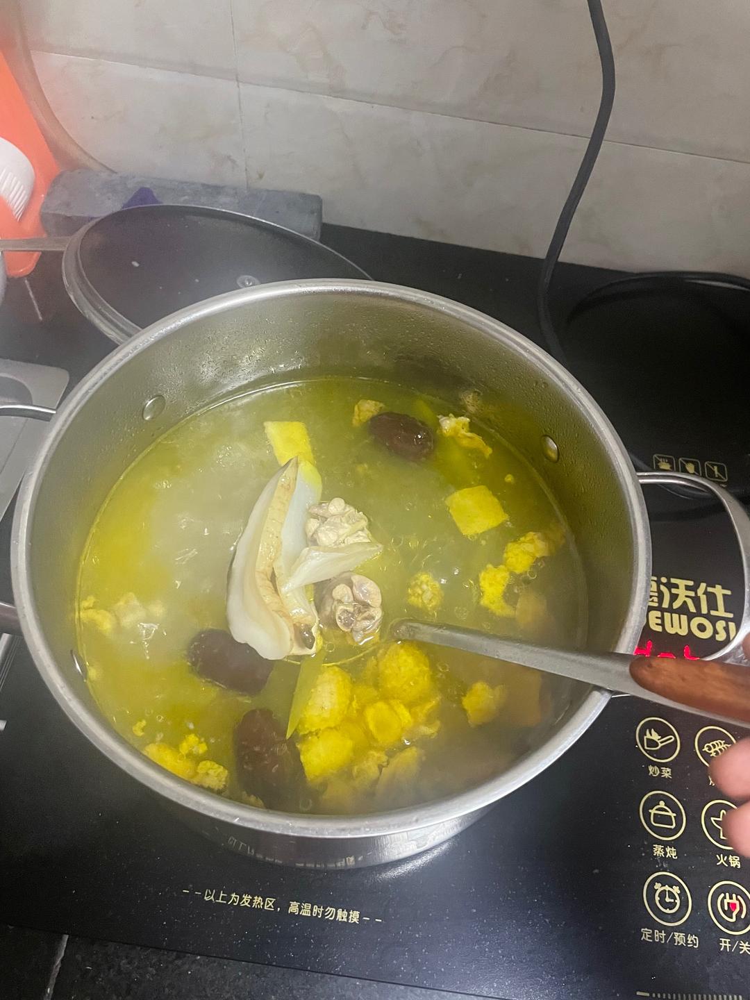 天麻炖土鸡