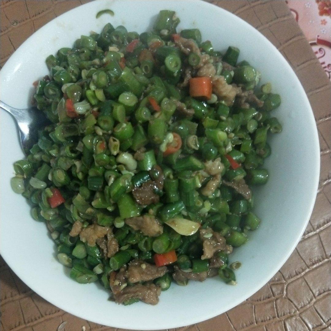 肉沫豆角下饭菜