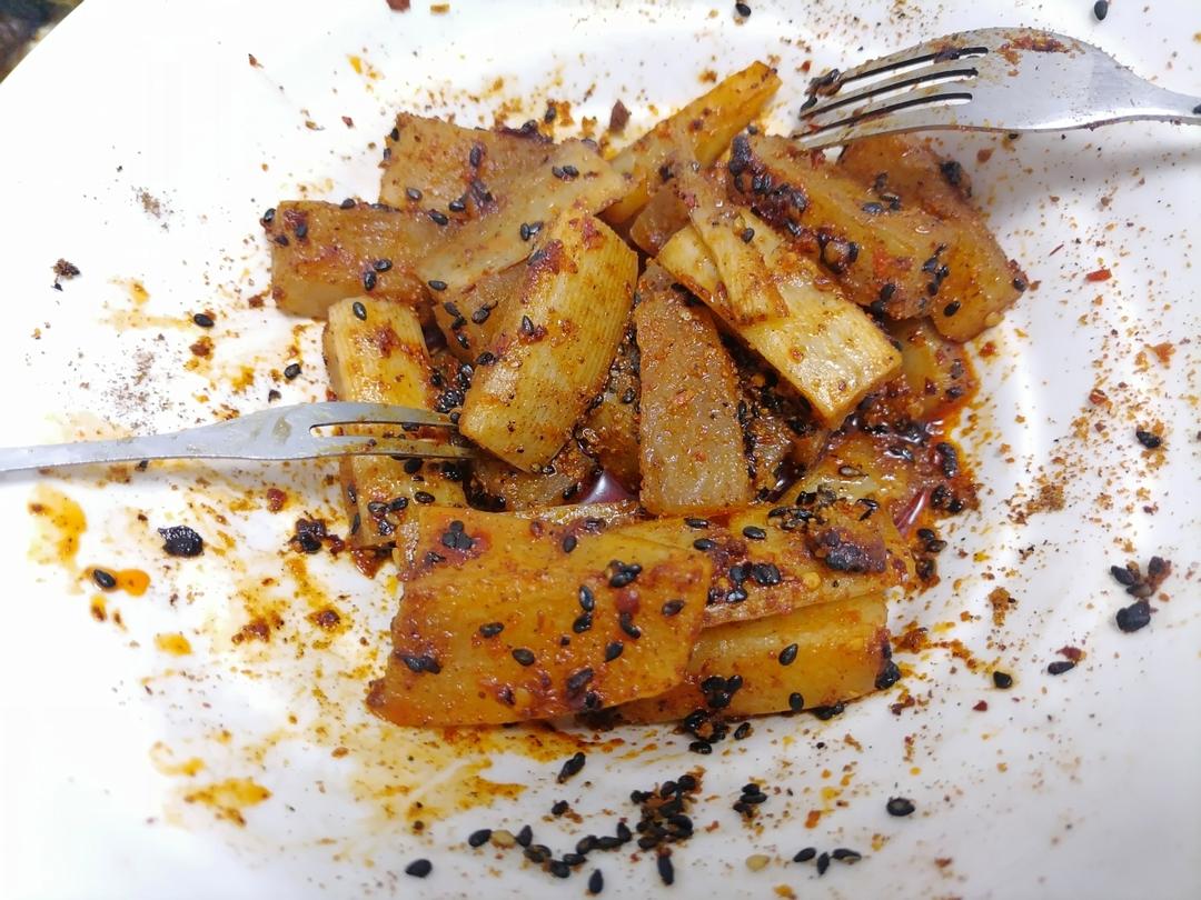 四川风味麻辣萝卜干