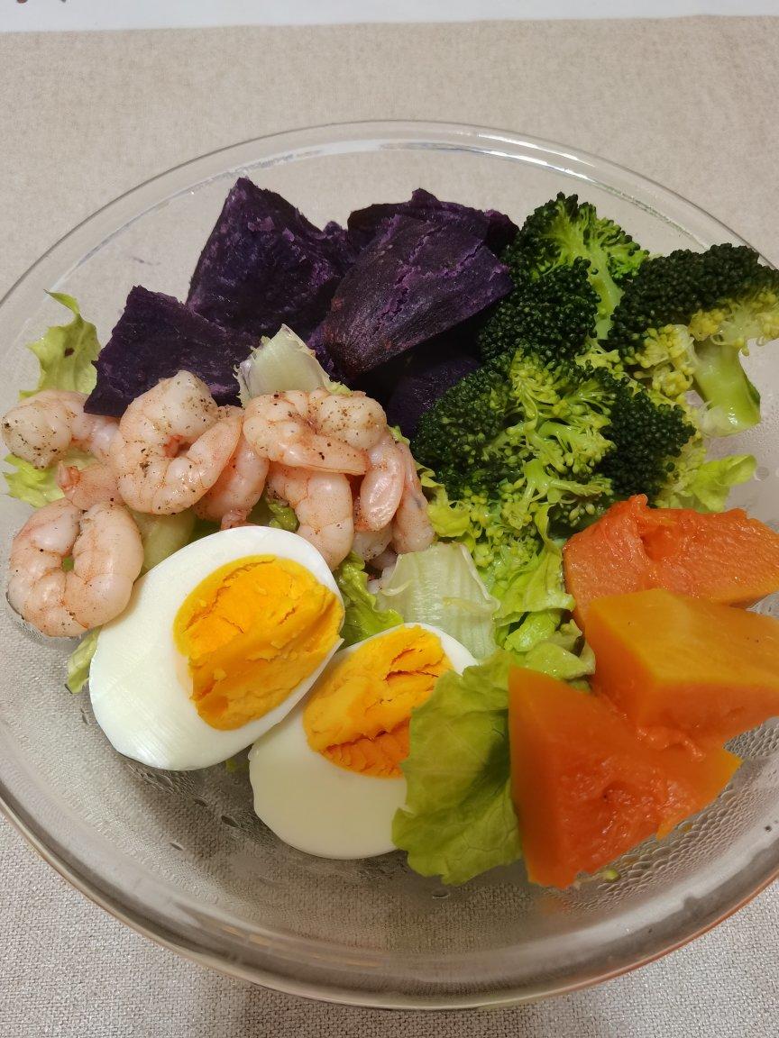 你的peggy做的虾仁蔬菜沙拉减肥健身