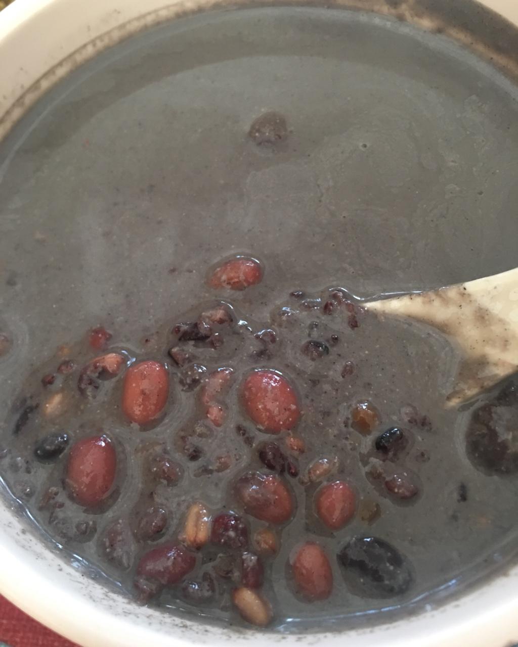 豆浆杂粮粥（别名：回归正轨粥）丨健康·三餐