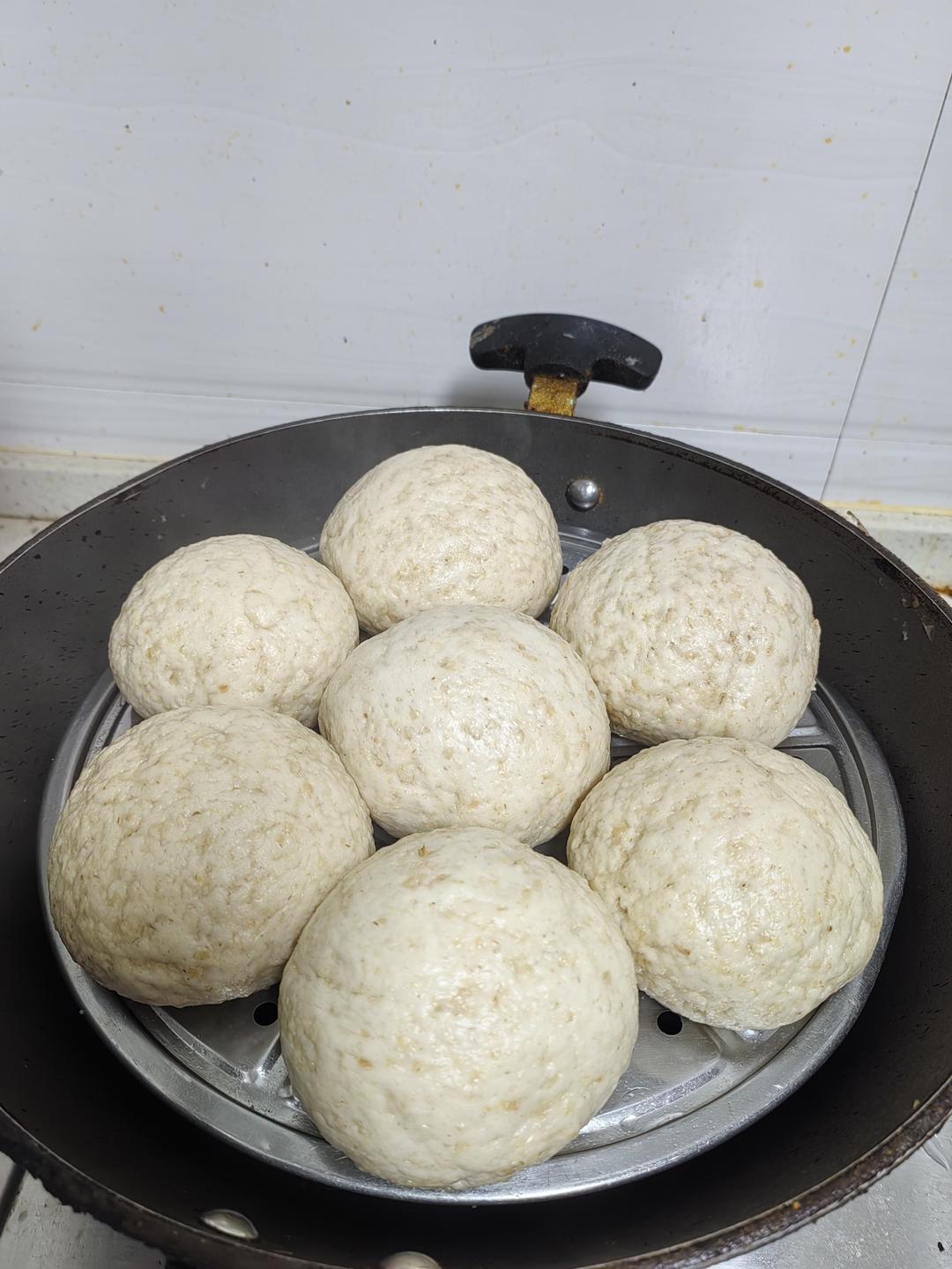 燕麦馒头