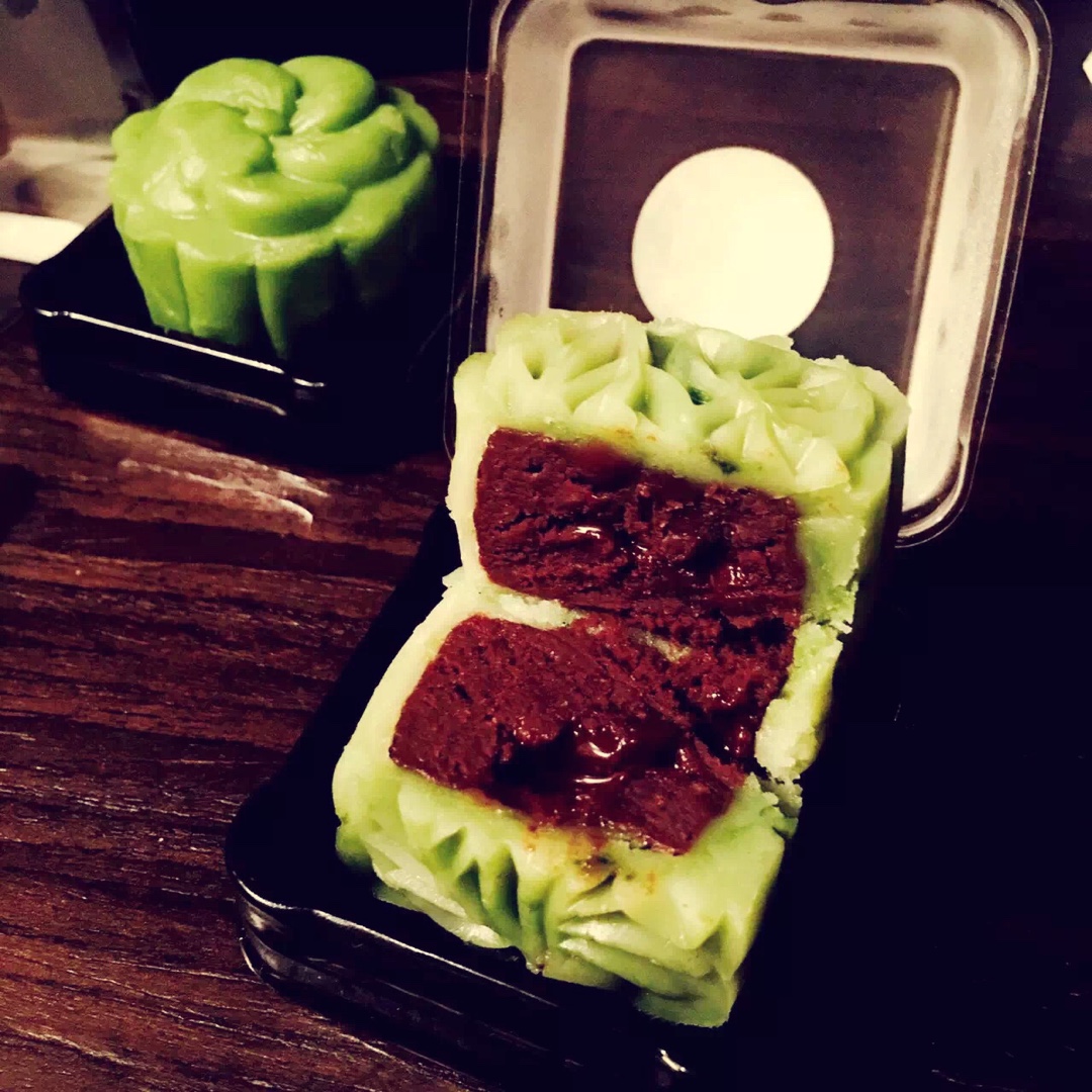 超越香港大班紫薯冰皮月饼