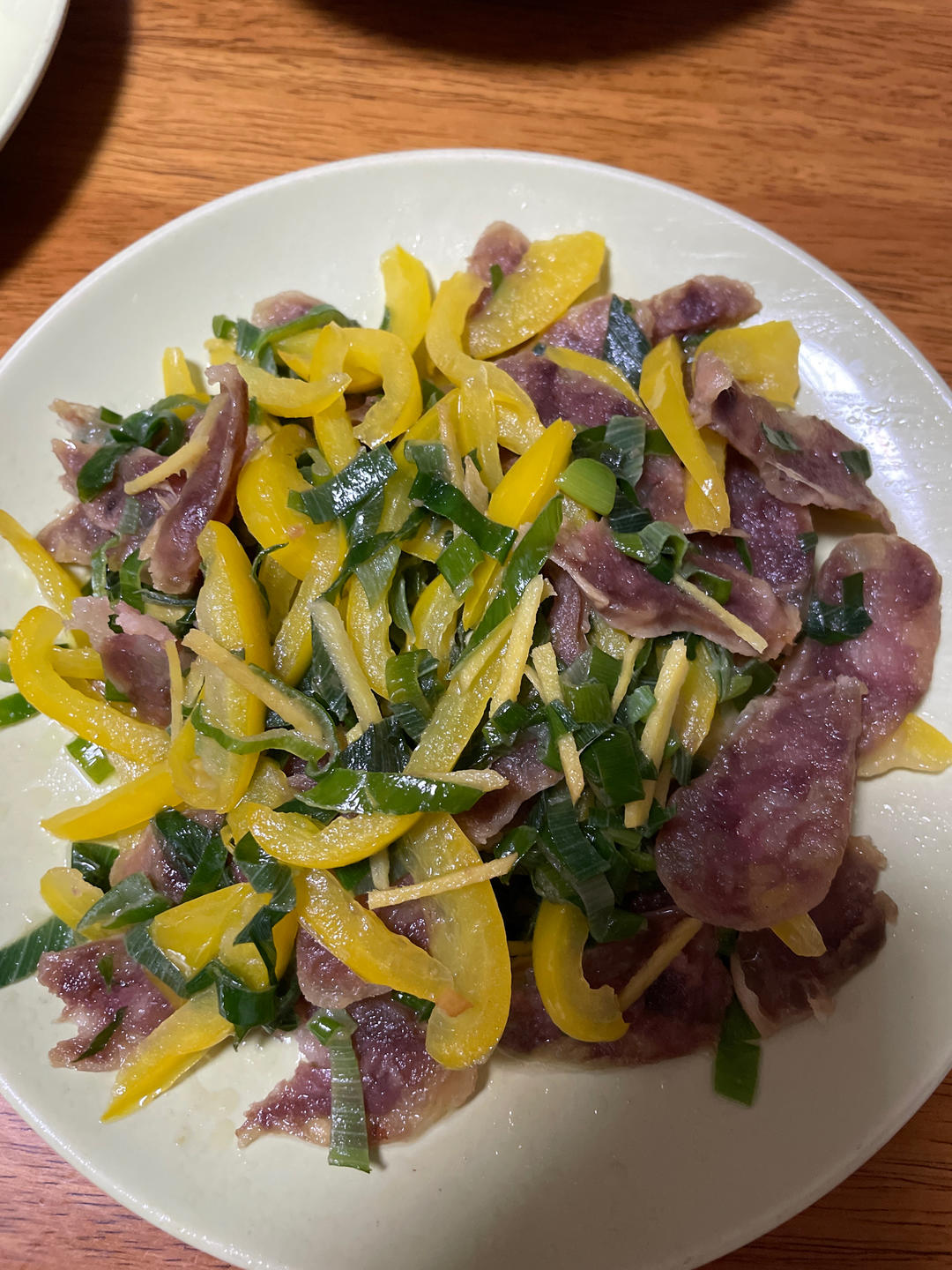 大葱炒腊肠