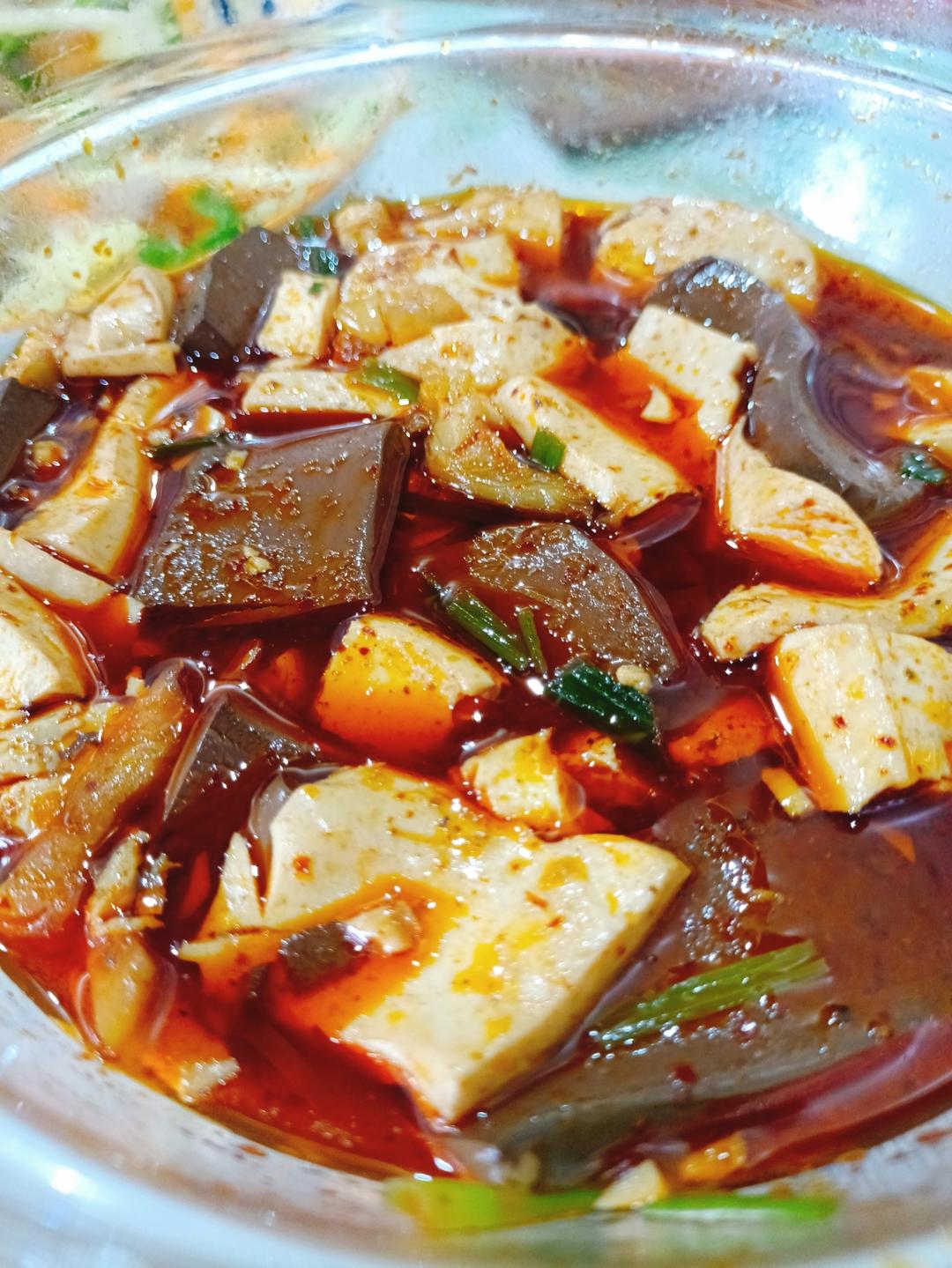 鸭血豆腐