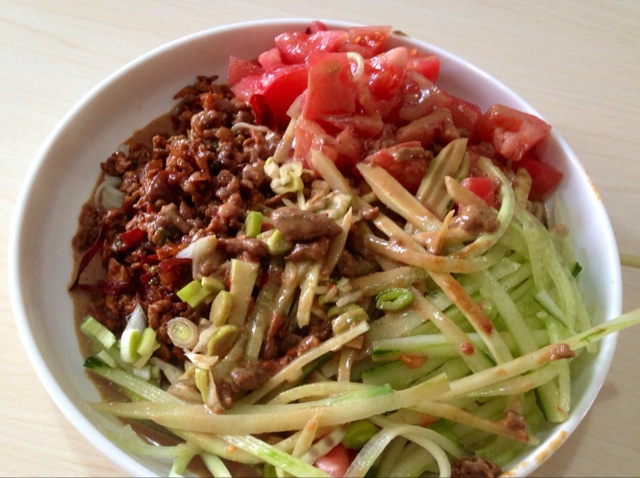 一夫食堂半半拌面