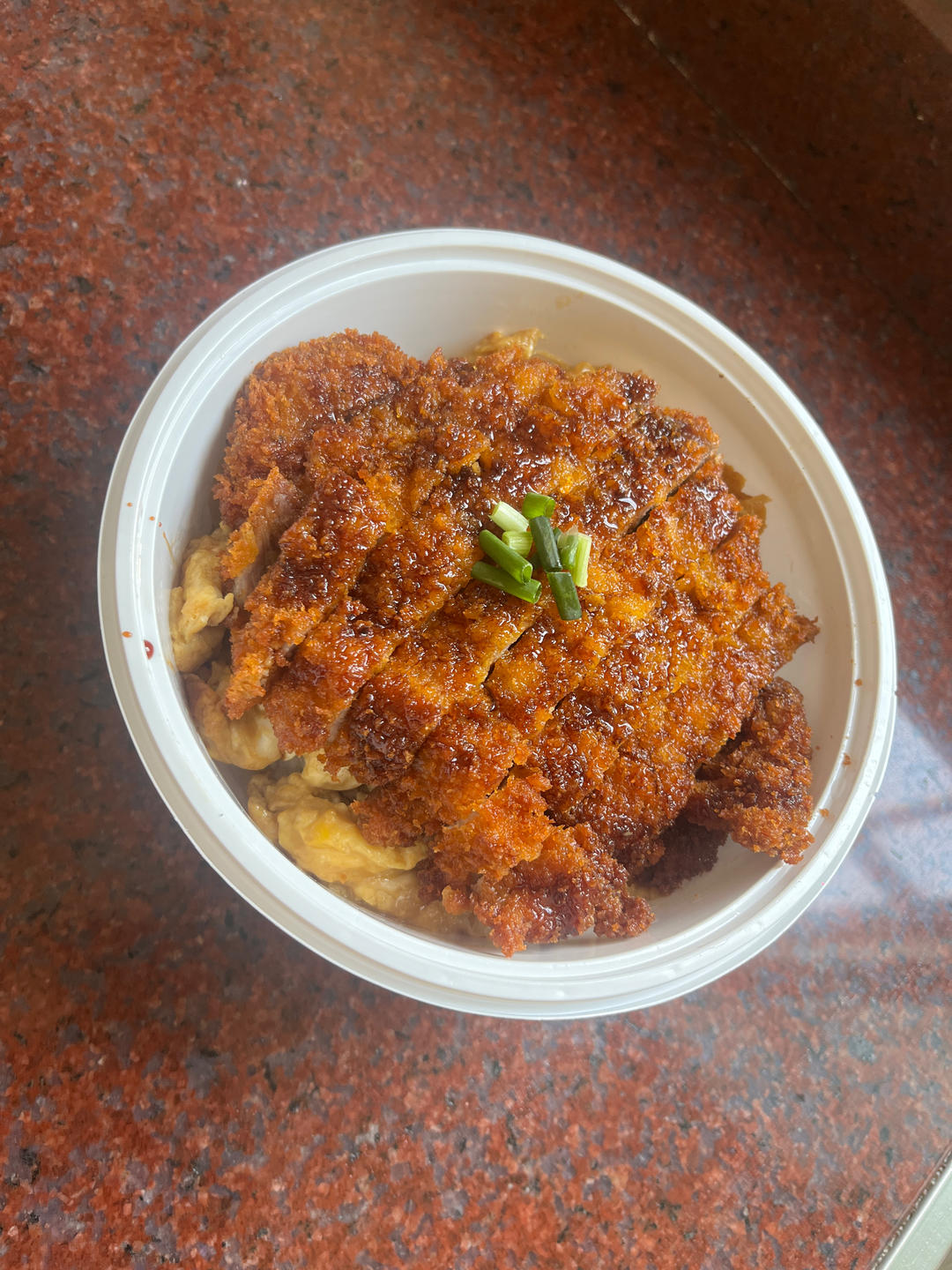 酥脆难挡的日式炸猪排饭