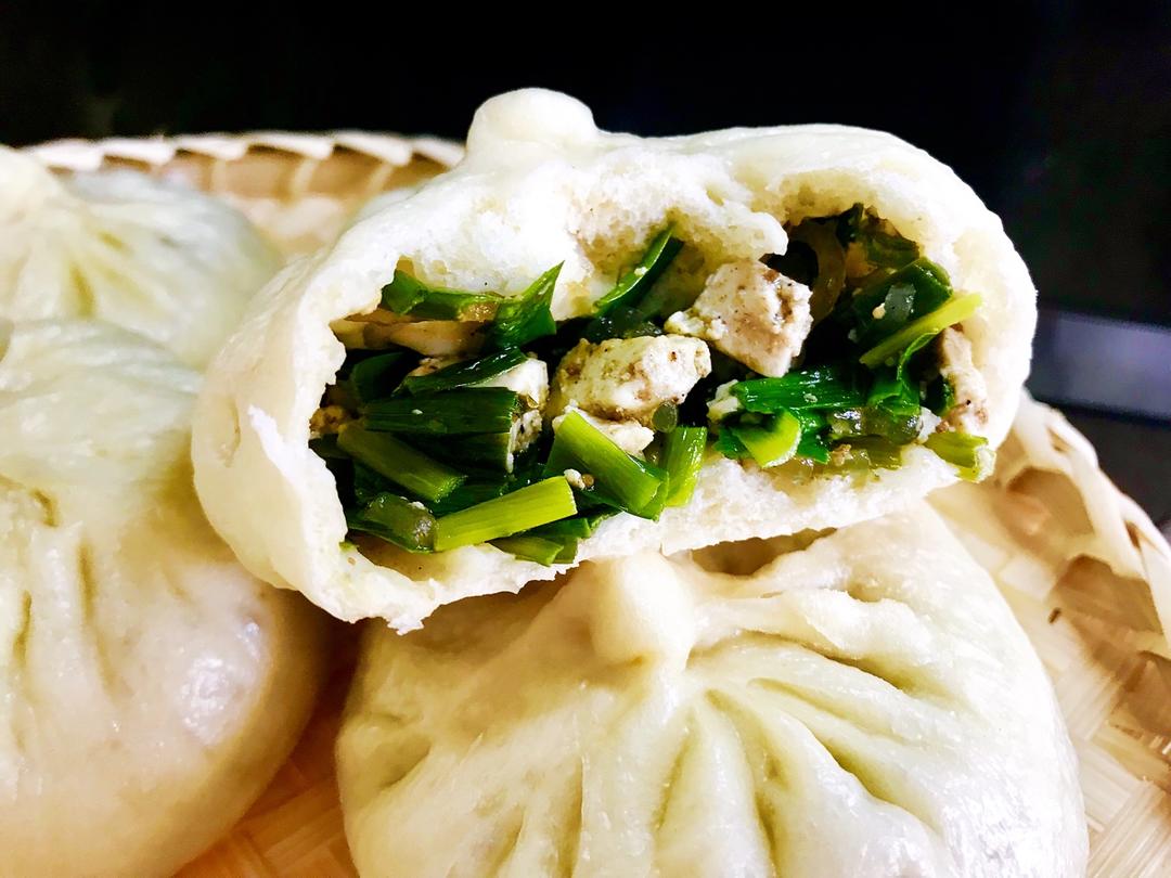 元宝麻麻的厨房做的韭菜豆腐粉条素包子