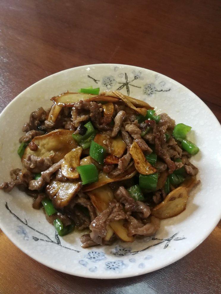 蚝油豆豉香煎杏鲍菇青椒肉丝（最好吃的杏鲍菇做法）