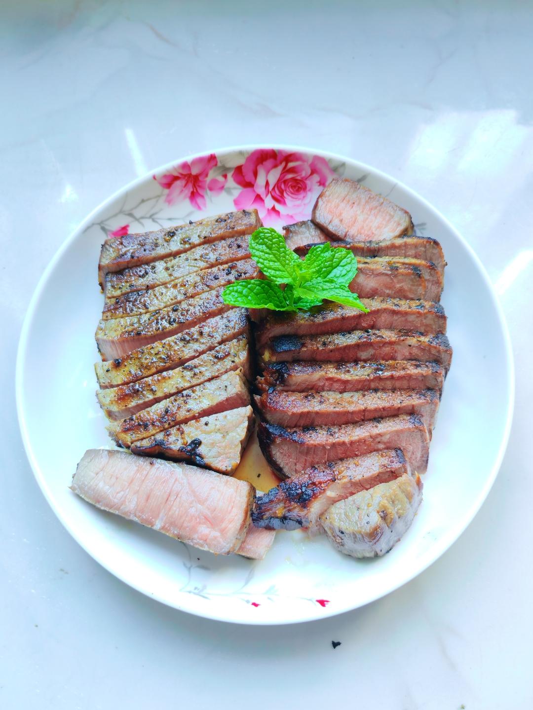 厚切菲力牛排做法