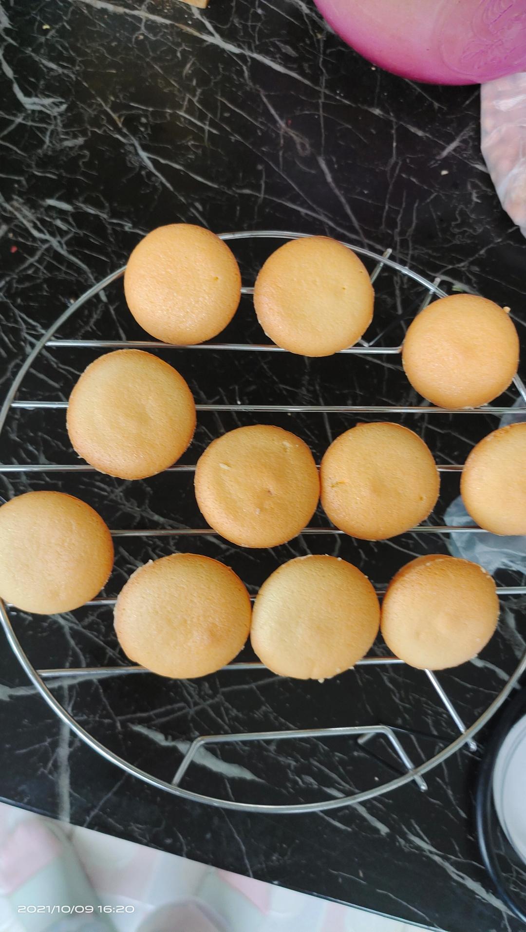 纸杯蛋糕 🧁酸奶小蛋糕   ——附视频