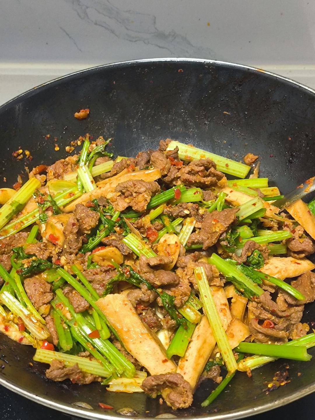 贵州虾酸牛肉