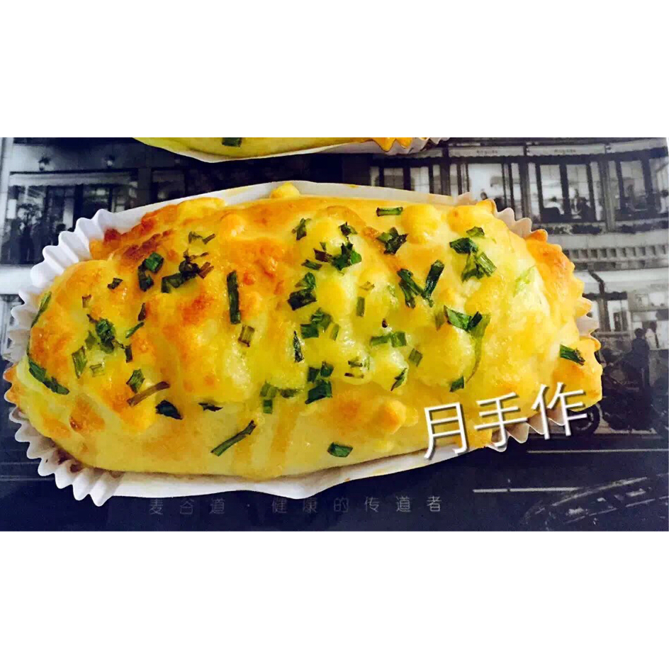 火腿肠早餐面包（一次发酵法）