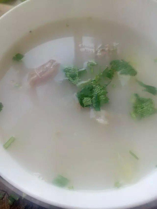 鸭架子汤的做法
