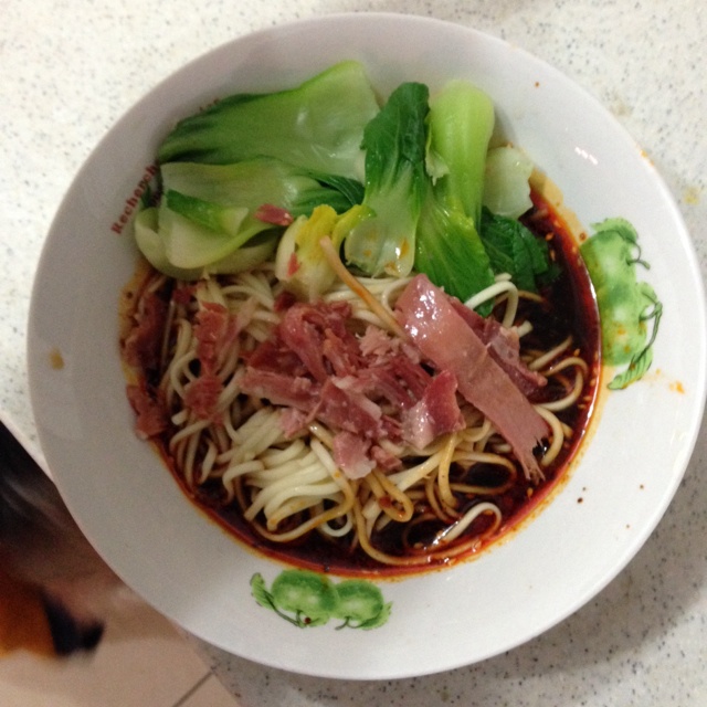 超级无敌美味懒人酸汤麻辣面（十分钟搞定色香味俱全）