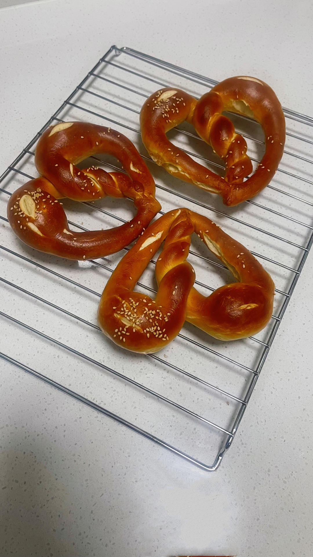 爱心德式碱水结❤️做个面包都是爱你的形状