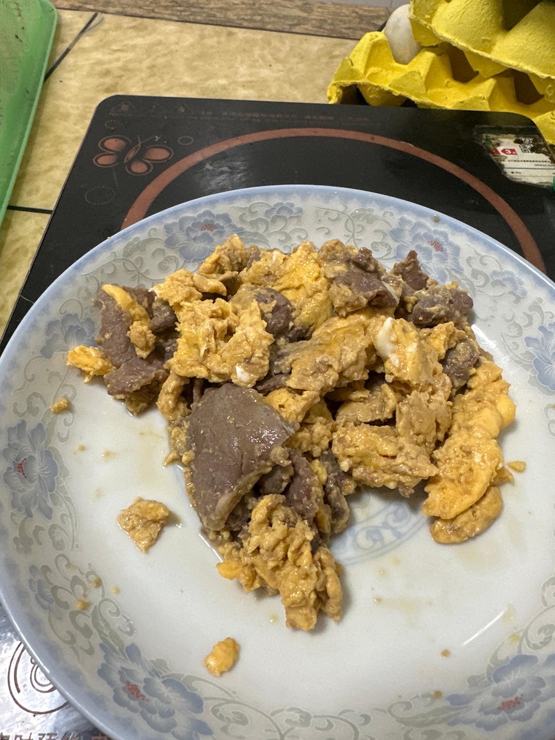 滑蛋牛肉，牛肉滑嫩，鸡蛋松软