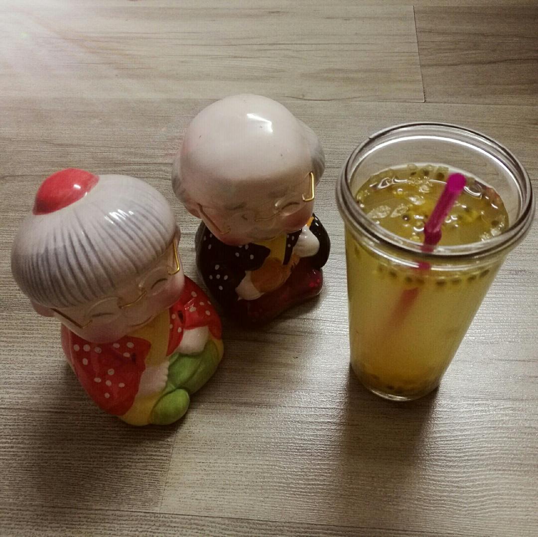 青柠/青桔百香果气泡水/夏日必备