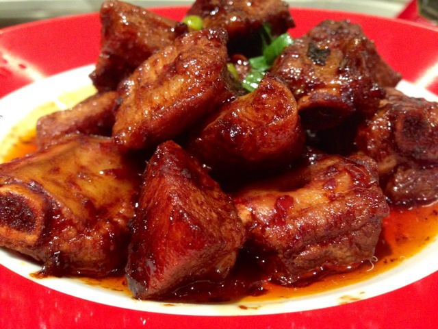 蒜蓉辣酱烧排骨