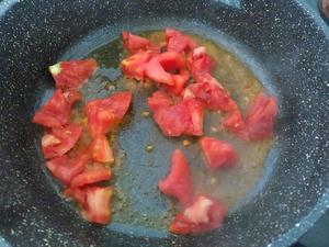 开胃又解馋的番茄酸辣汤🔥好吃又鲜美的做法 步骤3